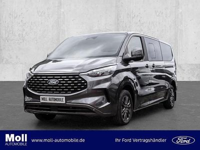 Gebraucht Ford Tourneo Titanium 170 PS (125 kW) 2025 Grau Van / Kleinbus
