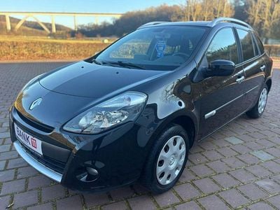 Schwarz Gebraucht 2011 Renault Clio GrandTour Luxe Kombi | 6.299 € (Etwas zu teuer)