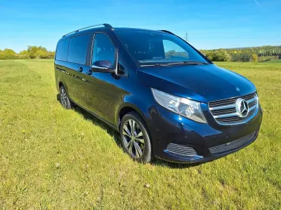 Używany Mercedes V220 163 KM (119 kW) 2014 Niebieski Minivan