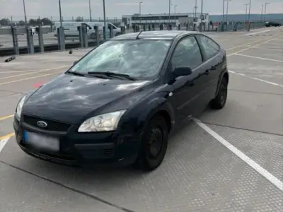 Brugt Ford Focus 80 HK (58 kW) 2006 Blå Coupe