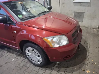 Gebraucht Dodge Caliber 150 PS (110 kW) 2010 Rot Kleinwagen