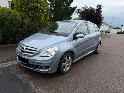 Gebraucht Mercedes B200 136 PS (100 kW) 2005 Van / Kleinbus