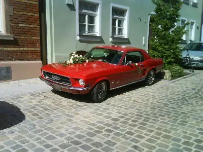 Gebraucht Ford V8 195 PS (143 kW) 1967 Rot Coupé