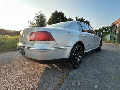 VW Phaeton