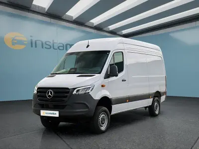 Gebraucht Mercedes Sprinter 190 PS (139 kW) 2025 Weiß Van