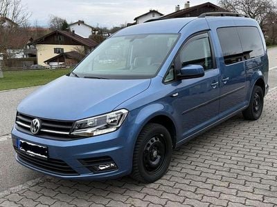 Gebraucht VW Caddy Maxi Trendline 102 PS (75 kW) 2019 Blau Van / Kleinbus