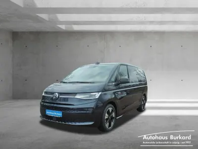 Neu VW Multivan 150 PS (110 kW) 2026 Starlight blue metallic Van / Kleinbus