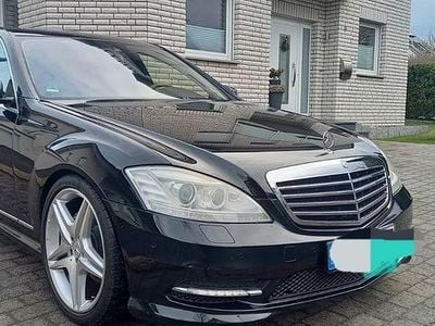 Schwarz Gebraucht 2010 Mercedes S550 AMG Limousine | 19.680 €