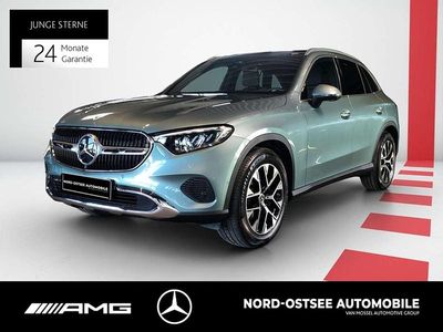 Gebraucht Mercedes GLC220 Avantgarde 197 PS (144 kW) 2024 Metalliclack verdesilber SUV