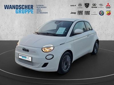 Weißschwarz Gebraucht 2023 Fiat 500e Limousine | 18.990 € (Fairer Preis)