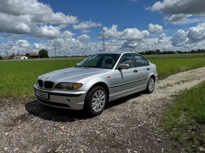 Gebraucht BMW 316 116 PS (85 kW) 2002 Silber Limousine
