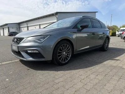 Gebraucht Seat Leon FR 180 PS (132 kW) 2017 Grau Limousine