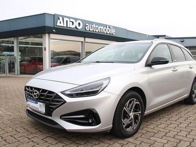 Silber Gebraucht 2020 Hyundai i30 Intro Edition Kombi | 16.500 € (Fairer Preis)