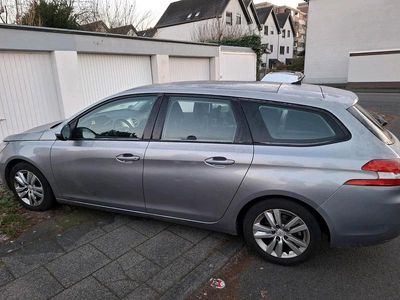 Silber Gebraucht 2014 Peugeot 308 Kombi | 4.300 €