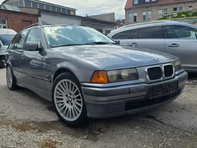 Gebraucht BMW 318 116 PS (85 kW) 1995 Grau Kombi