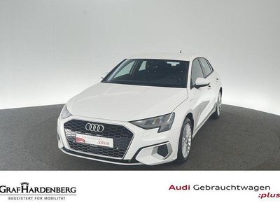 Weiß Gebraucht 2022 Audi A3 Advanced Limousine | 21.810 € (Superpreis)