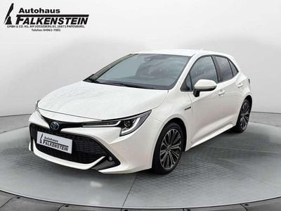 Gebraucht Toyota Corolla Team 122 PS (89 kW) 2022 Schneeweiß Limousine