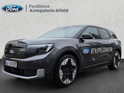 Grau Gebraucht 2024 Ford Explorer Extended Range SUV | 45.900 € (Teuer)