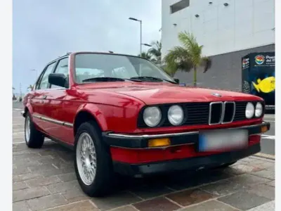 Gebraucht BMW 318 105 PS (77 kW) 1987 Rot Kleinwagen