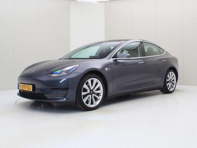 Second-hand Tesla Model 3 Standard Range 225 kW (306 CP) 2020 Gri Berlinǎ
