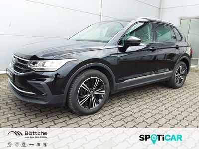 Gebraucht VW Tiguan Active 150 PS (110 kW) 2022 Deep black perleffekt SUV