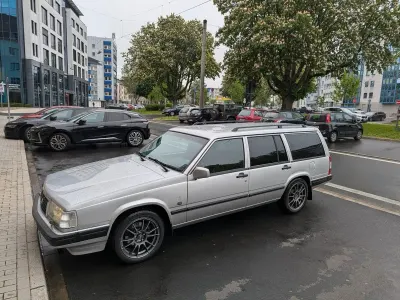 Gebraucht Volvo 945 165 PS (121 kW) 1998 Silber Kombi