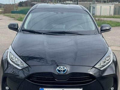Usata Toyota Yaris 116 CV (85 kW) 2020 Nero Berlina