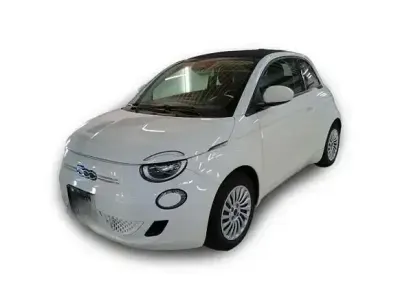 Begagnad Fiat 500e 86 kW (118 HK) 2023 Vit Cab