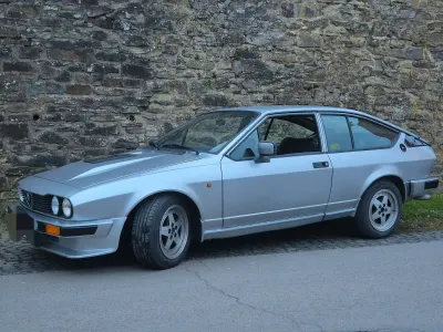 Gebraucht Alfa Romeo GTV 184 PS (135 kW) 1983 Silber Coupé