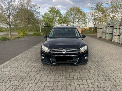Gebraucht VW Tiguan Exclusive 177 PS (130 kW) 2015 Rot SUV