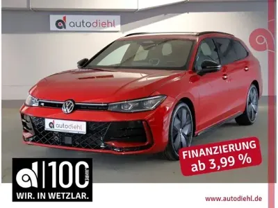 Gebraucht VW Passat R-line 193 PS (141 kW) 2025 Rot Kombi
