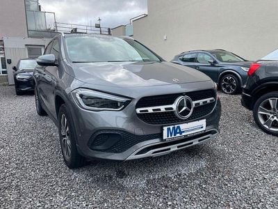 Gebraucht Mercedes GLA200 163 PS (119 kW) 2020 Grau SUV