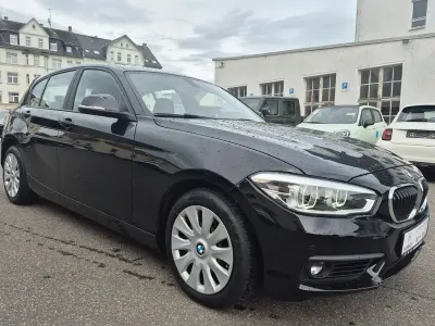 Gebraucht BMW 118 Sport Line 136 PS (100 kW) 2019 Schwarz Kleinwagen