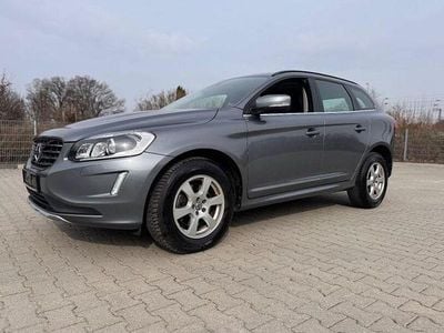 Gebraucht Volvo XC60 Momentum 360 PS (264 kW) 2017 Grau SUV