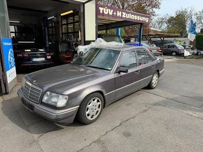 Gebraucht Mercedes E280 193 PS (141 kW) 1994 Limousine