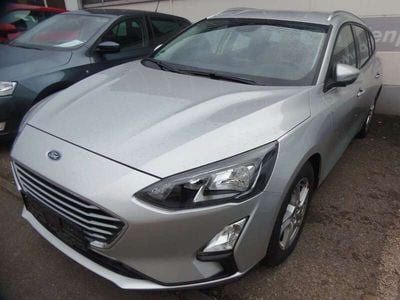 Silber Gebraucht 2022 Ford Focus Kombi | 17.999 € (Guter Preis)