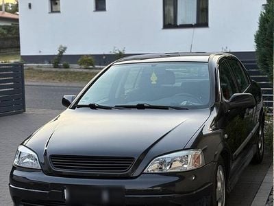 Gebraucht Opel Astra 101 PS (74 kW) 2001 Schwarz Limousine