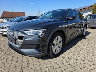 Gebraucht Audi e-tron 300 kW (408 PS) 2022 Grau SUV