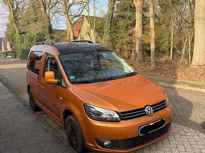 Orange Gebraucht 2014 VW Caddy Van / Kleinbus | 12.000 €