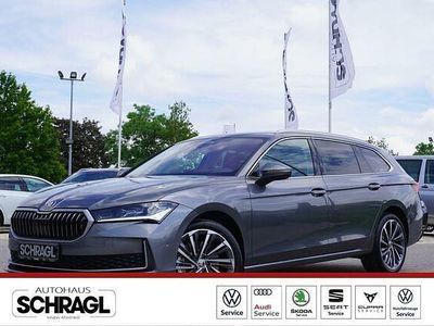 Używany Skoda Superb LAURIN & KLEMENT 193 KM (141 kW) 2024 Szary Kombi