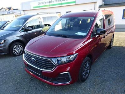 Gebraucht Ford Tourneo Titanium 122 PS (89 kW) 2023 Cyclone maple red Kombi