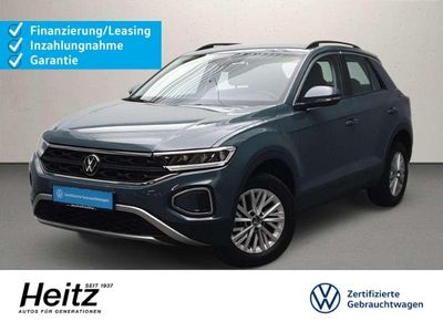 Second-hand VW T-Roc Life 116 CP (85 kW) 2025 Albastru SUV