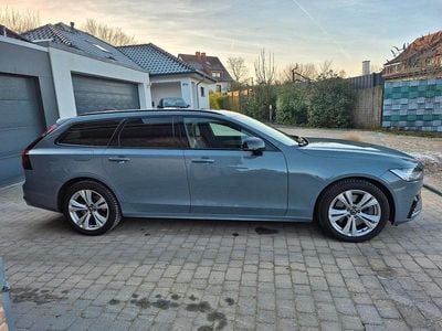 Gebraucht Volvo V90 Ultimate 197 PS (144 kW) 2023 Andere farben Kombi