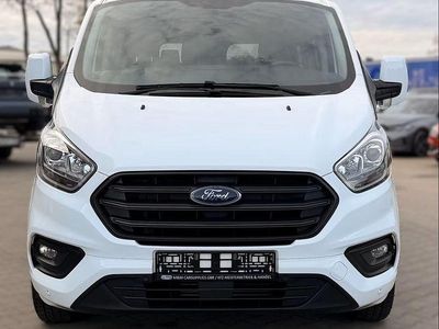 Weiß Gebraucht 2019 Ford Transit Van / Kleinbus | 20.550 € (Etwas zu teuer)