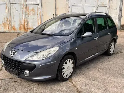 Gebraucht Peugeot 307 Tendance 140 PS (102 kW) 2007 Grau Kombi