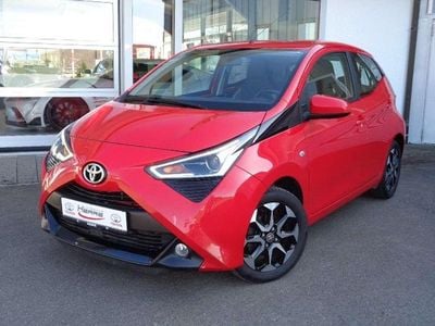 Usata Toyota Aygo Connect Style 72 CV (52 kW) 2019 Rosso Utilitaria