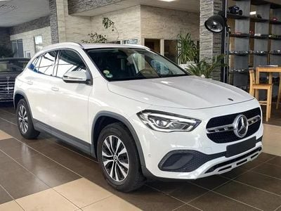 Mercedes GLA220