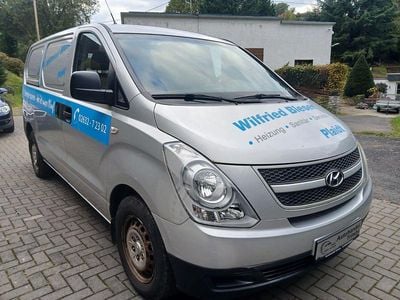 Hyundai H-1