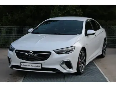 Gebraucht Opel Insignia Sport 209 PS (153 kW) 2018 Weiß Limousine