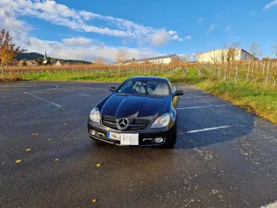 Gebraucht Mercedes SLK350 Sport Edition 305 PS (224 kW) 2010 Schwarz Cabrio